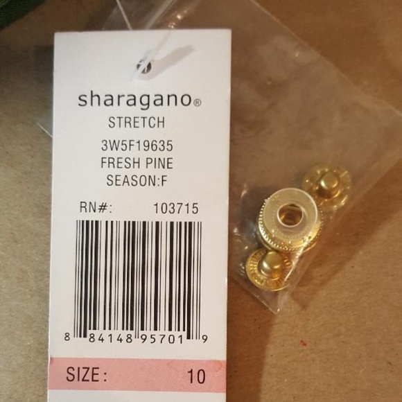 Beautiful Dress & Free Liz Claiborne Ncklce - Picture 4 of 5